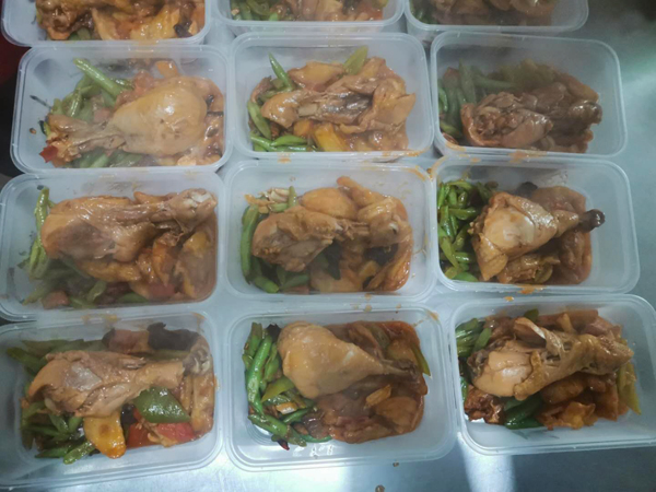 1582338915161938.jpeg 食堂飯菜.jpg