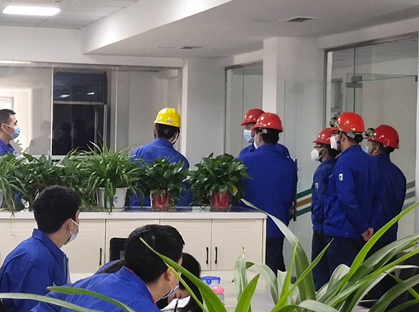 1584435522978979.jpeg 董事長親臨一線督導(dǎo)防疫和安全生產(chǎn)工作.jpg