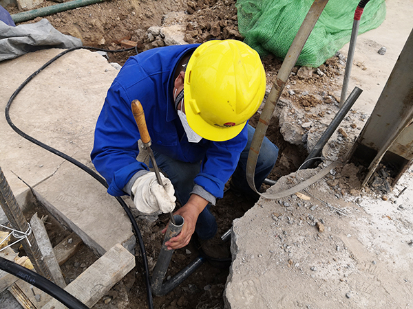 1585901969830819.jpeg 鋪橋搭路2.jpg