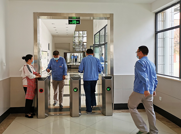 1588749616243586.jpeg 恢復(fù)堂食1.jpg