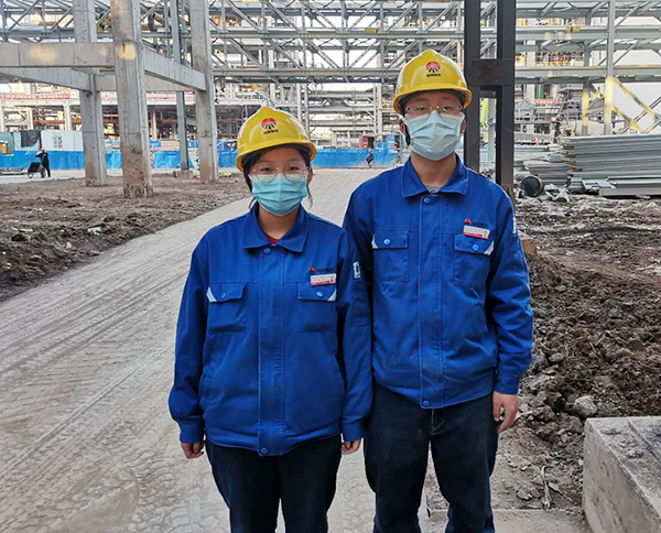 1603681068785807.jpeg 張江航和李琳.jpg