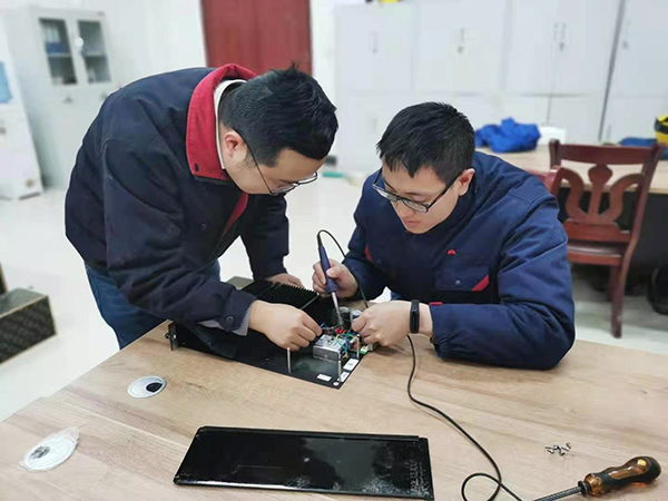 1609726091435184.jpeg 呂乾.jpg