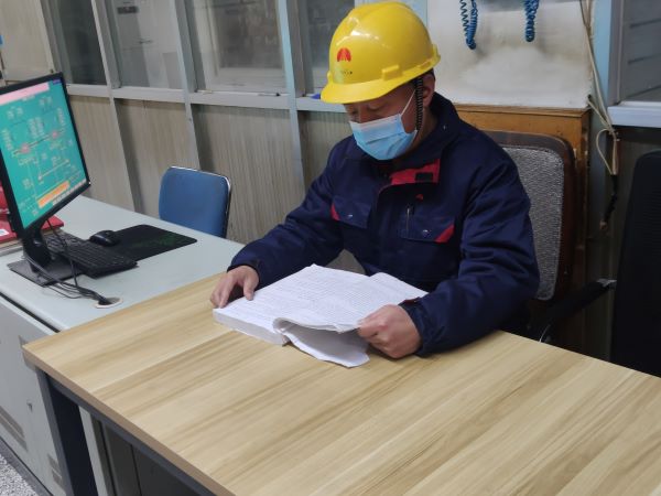 1641772704143516.jpeg 宋春平 工作照1 (1).jpg