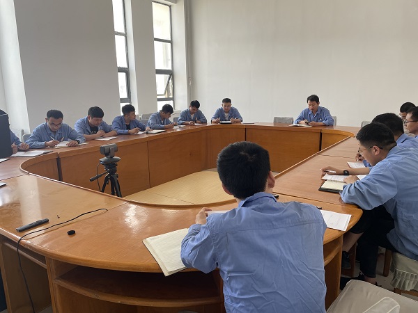 7月20日，培訓(xùn)課程中，參訓(xùn)人員在認(rèn)真聽(tīng)老師授課。.jpg