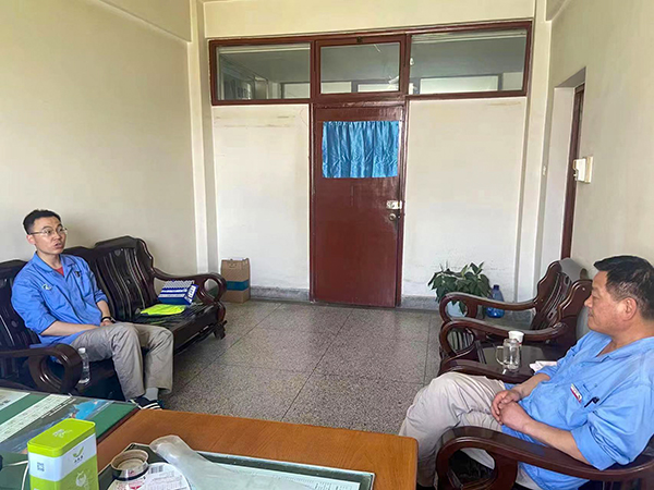 1690793725183058.jpeg 6月30日人力資部部長與安全環(huán)保部部長進行座談交流.jpg