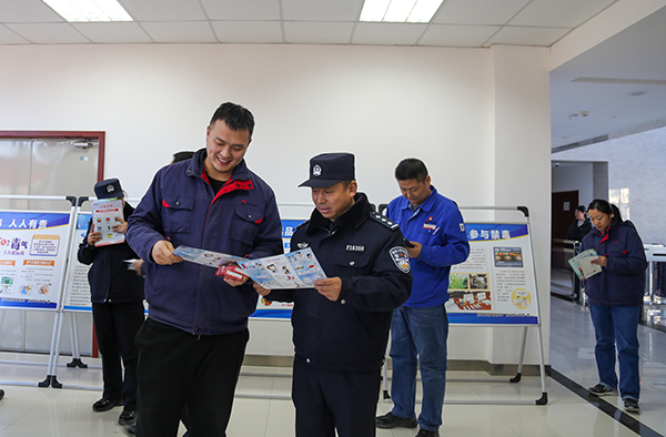 11月30日，彬州公司舉辦防艾、禁毒活動(dòng) (3).jpg