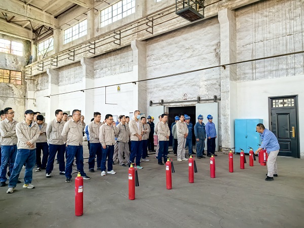 1717630043937985.jpeg 6月5日在修造部消防安全培訓(xùn).jpg