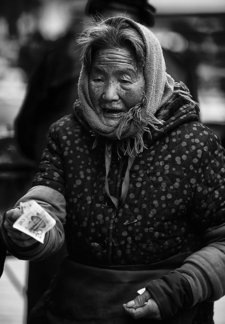 1719995721232258.jpeg 淡云攝影作品《老人》 (4) 副圖.jpg