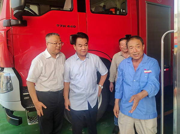 1726277621315969.jpeg 9月13日陜煤集團第五督導(dǎo)檢查組深入公司開展三季度安全生產(chǎn)大檢查暨“雙節(jié)”前安全檢查紀實3.jpg