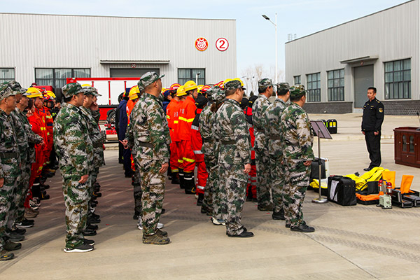 1739146107540559.jpeg 2月5日參加應(yīng)急救援開訓(xùn)動員大會2.jpg