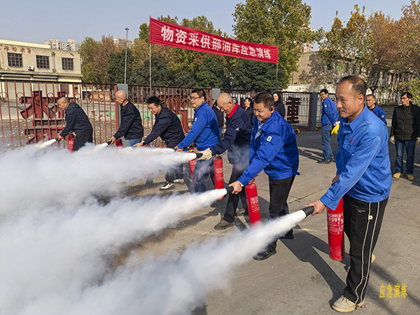 物資采供部油庫應(yīng)急演練活動(dòng) (3).jpg